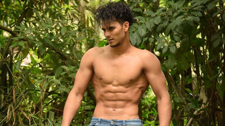 RobertoCute