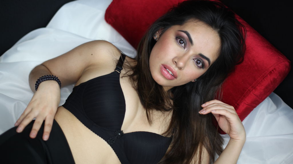  online at GirlsOfJasmin