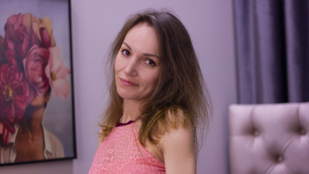  online at GirlsOfJasmin