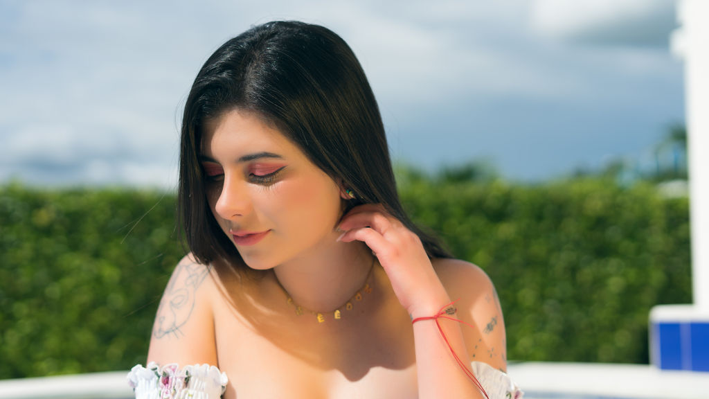  online at GirlsOfJasmin