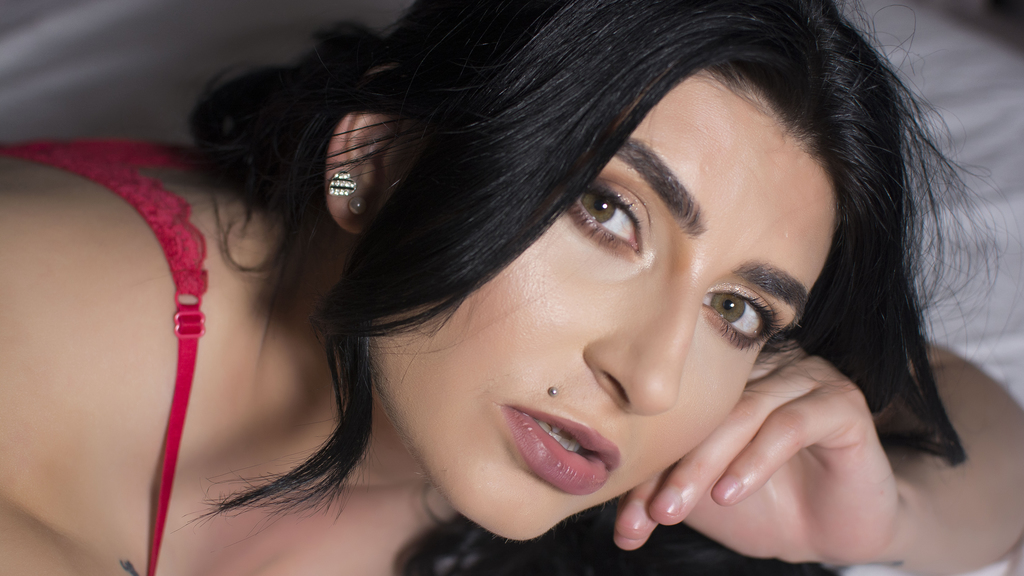  online at GirlsOfJasmin