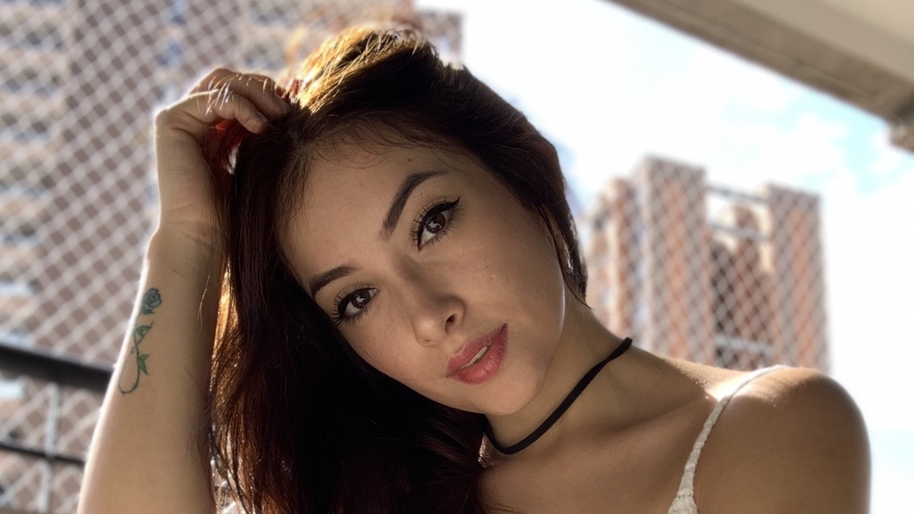  online at GirlsOfJasmin